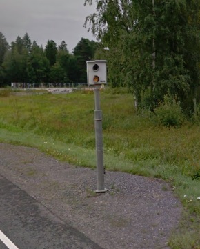 Ulvilan kamera ja sen tolppa vielä ehjänä ollessaan. Kuva googlemaps.