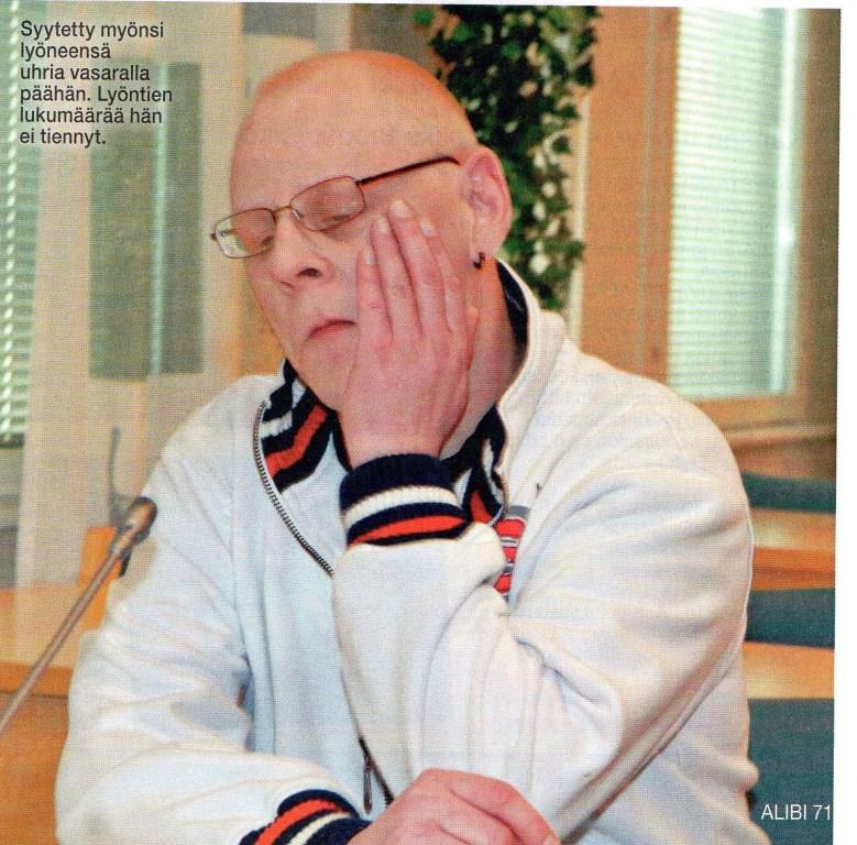 Mika Jari Petteri Lampinen. Persaukinen ja väkivaltainen hölmö.